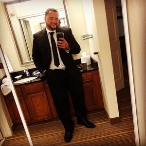 Meet your Posher, Luis